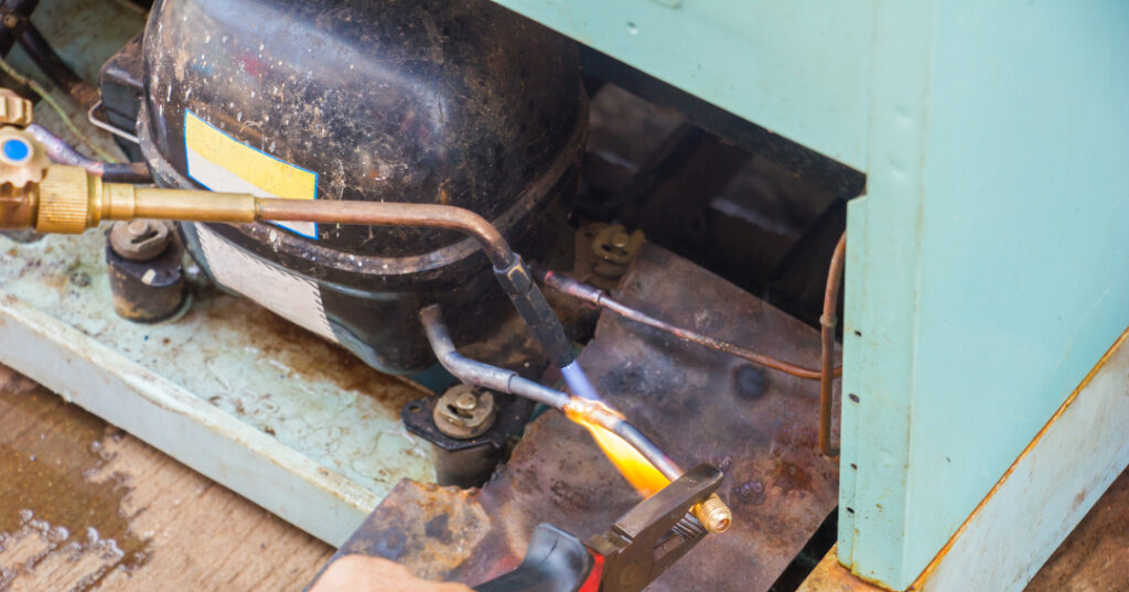 Assistência Técnica Midea em Guarulhos | Autorizada em Guarulhos reparo de compressor